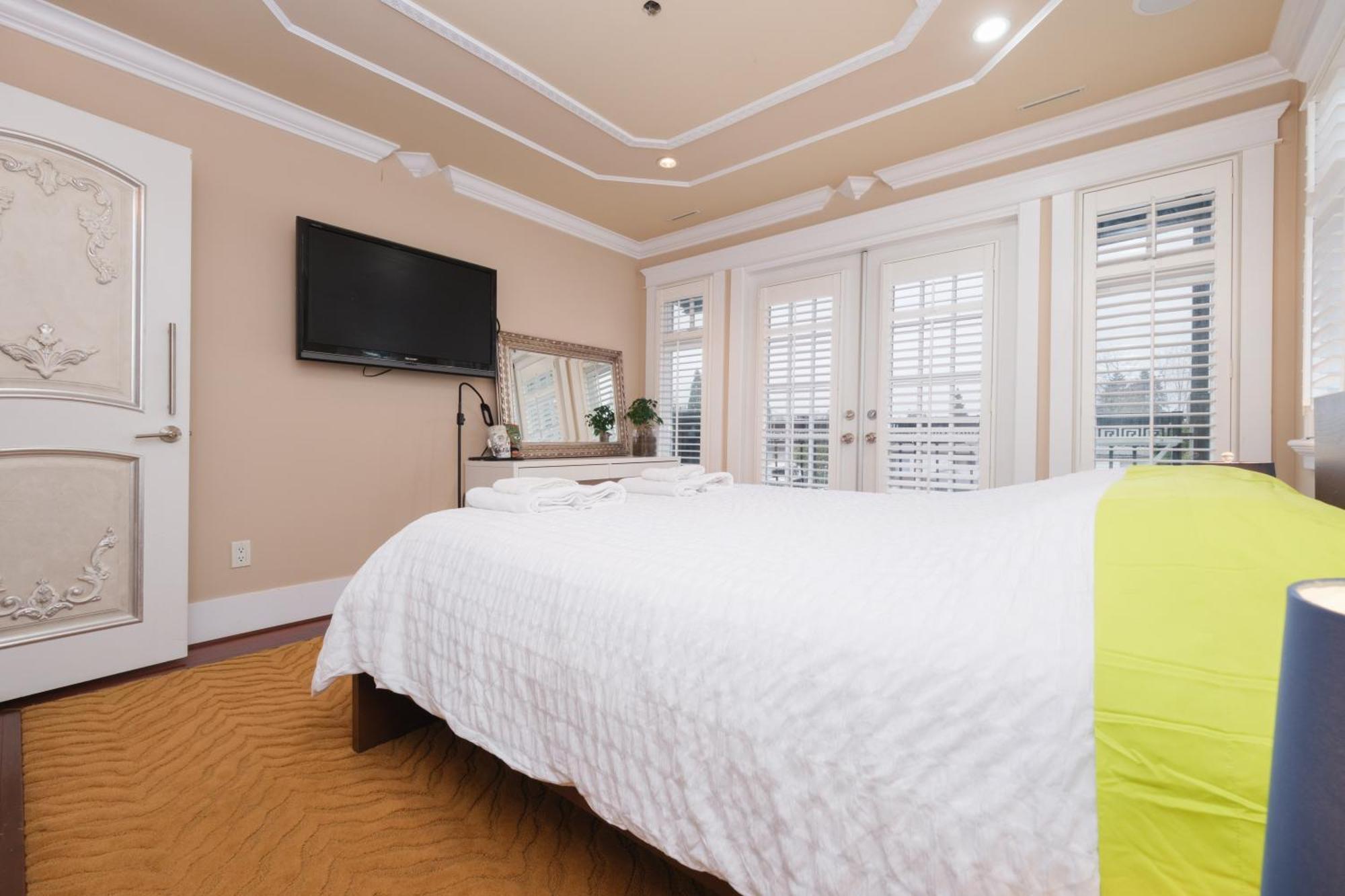 Oakridge Luxury Homestay Vancouver Bagian luar foto
