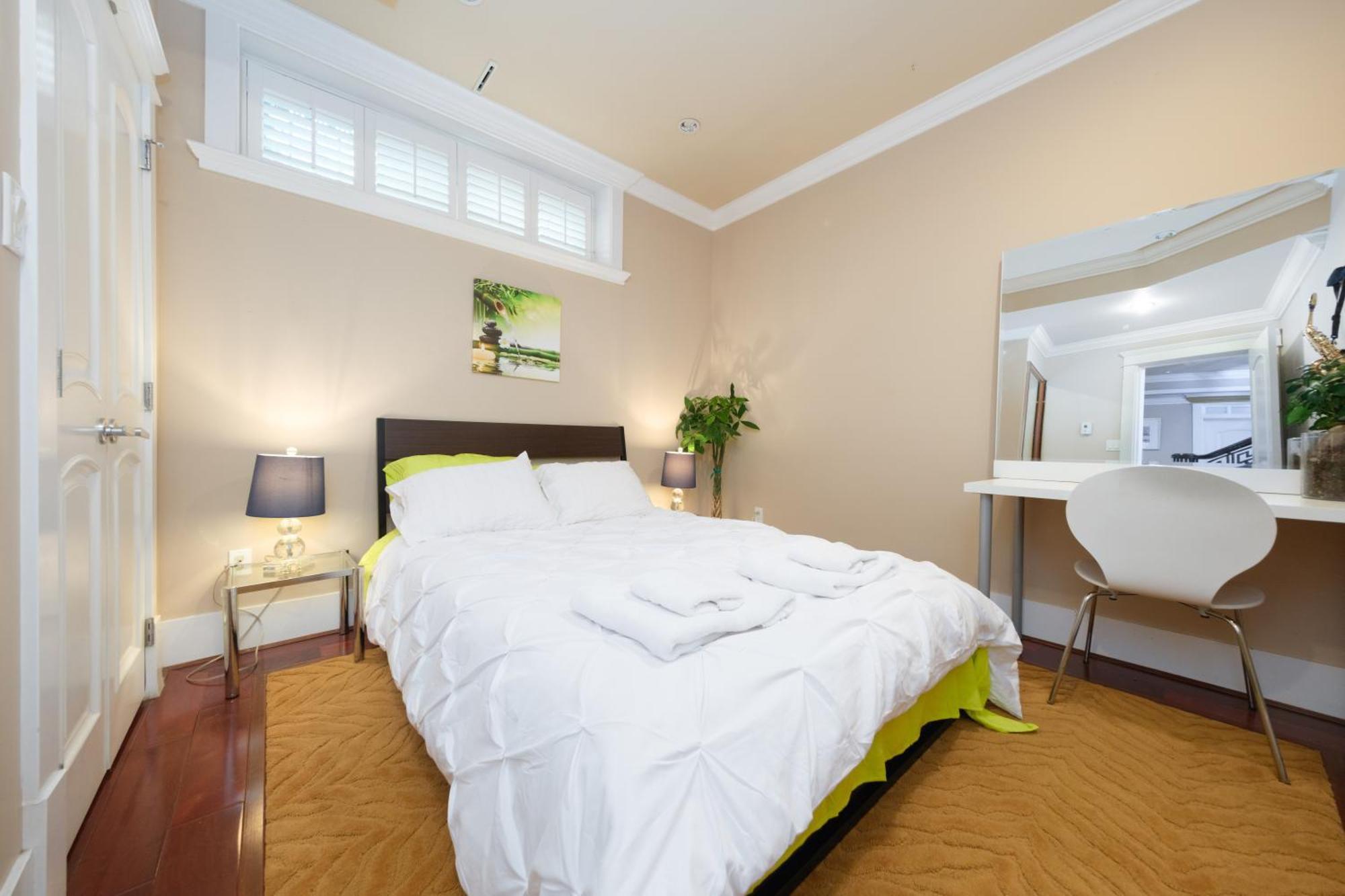 Oakridge Luxury Homestay Vancouver Bagian luar foto