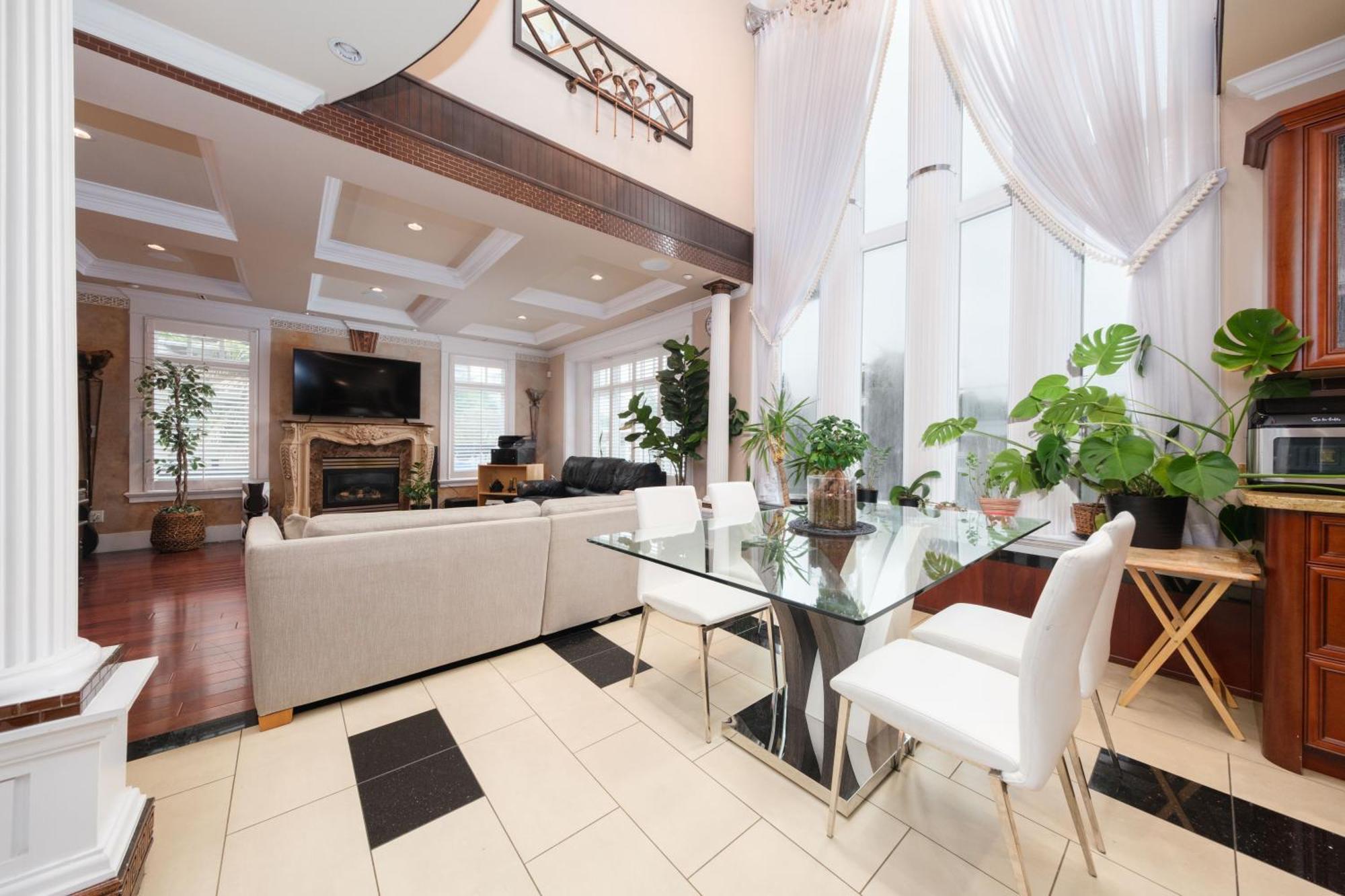 Oakridge Luxury Homestay Vancouver Bagian luar foto